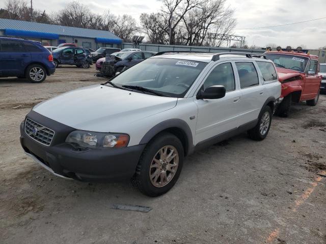 VOLVO XC70 2004 with VIN YV1SZ59H841125746 - Photo from auction
