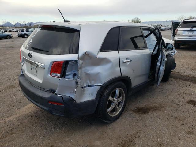 Photo 3 from auction – 2011 KIA SORENTO with VIN 5XYKU4A29BG017347