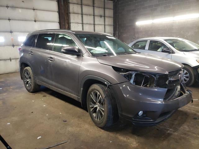 Photo 4 from auction – 2016 TOYOTA HIGHLANDER with VIN 5TDJKRFH3GS252249