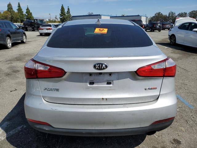 Photo 6 from auction – 2015 KIA FORTE EX with VIN KNAFX4A85F5347477