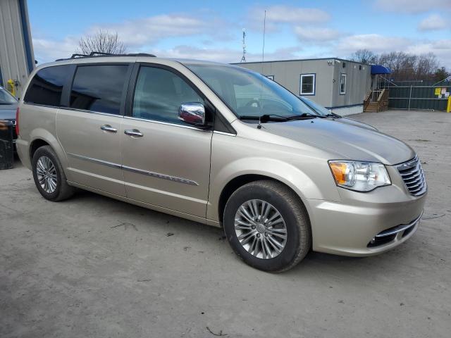 Photo 4 from auction – 2016 CHRYSLER TOWN & COU with VIN 2C4RC1CG4GR166874