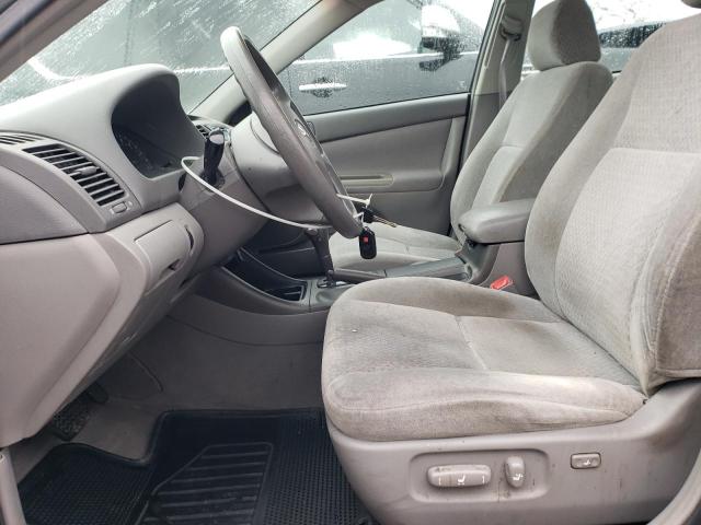 Photo 7 from auction – 2004 TOYOTA CAMRY LE with VIN 4T1BE32KX4U866826