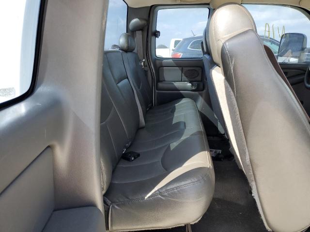 Photo 10 from auction – 2005 CHEVROLET SILVERADO with VIN 1GCEC19X65Z163628