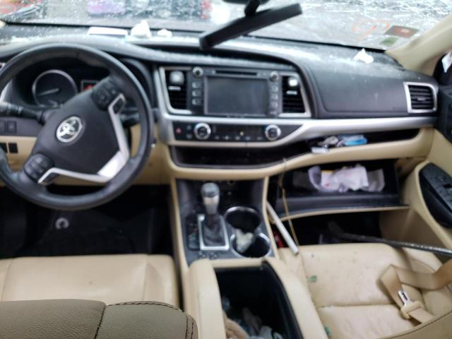Photo 8 from auction – 2017 TOYOTA HIGHLANDER with VIN 5TDKZRFH5HS232229