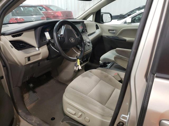 Photo 7 from auction – 2017 TOYOTA SIENNA LE with VIN 5TDKZ3DC4HS812771