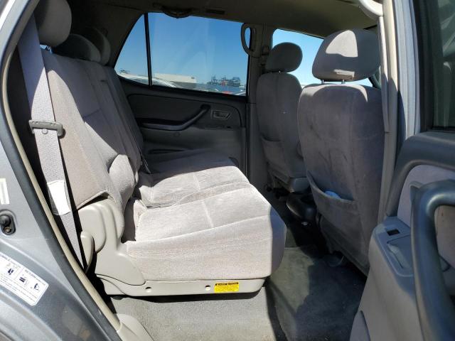 Photo 11 from auction – 2004 TOYOTA SEQUOIA SR with VIN 5TDBT44A94S207533