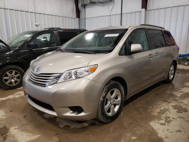 TOYOTA SIENNA LE 2017 with VIN 5TDKZ3DC4HS812771 - Photo from auction