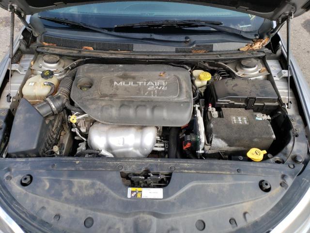 Photo 11 from auction – 2015 CHRYSLER 200 with VIN 1C3CCCAB1FN694767