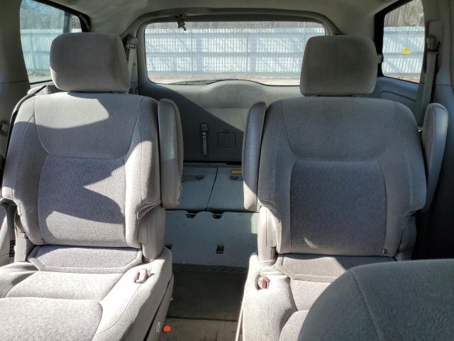 Photo 10 from auction – 2004 TOYOTA SIENNA with VIN 5TDZA23C94S019977
