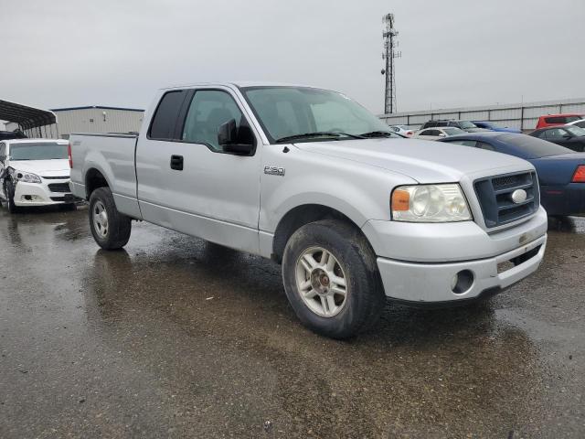 Photo 4 from auction – 2006 FORD F150 with VIN 1FTRX12W56NA29774