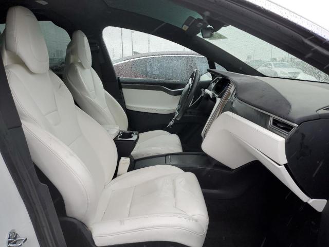 Photo 7 from auction – 2017 TESLA MODEL X with VIN 5YJXCBE26HF052502