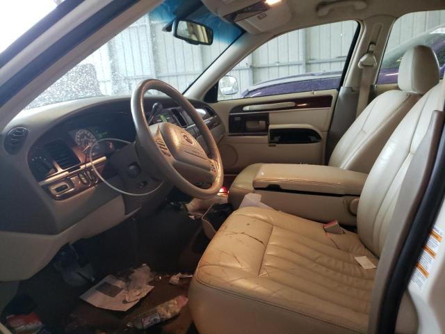 Photo 7 from auction – 2004 LINCOLN TOWN CAR E with VIN 1LNHM81W44Y662062