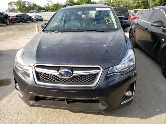 Photo 5 from auction – 2017 SUBARU CROSSTREK with VIN JF2GPAKC8HH278893