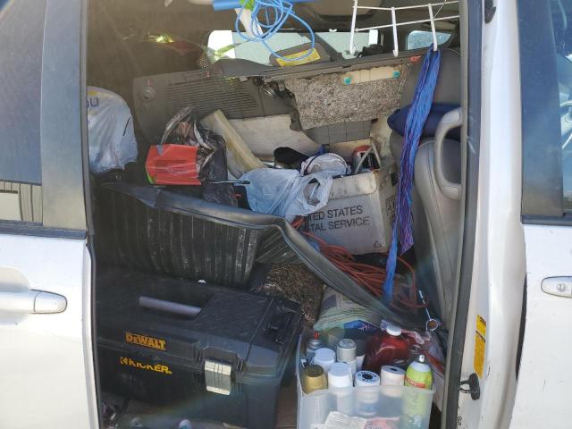Photo 11 from auction – 2004 TOYOTA SIENNA XLE with VIN 5TDBA22C94S014121