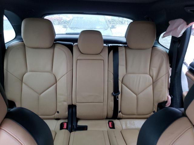 Photo 10 from auction – 2014 PORSCHE CAYENNE with VIN WP1AA2A24ELA95812