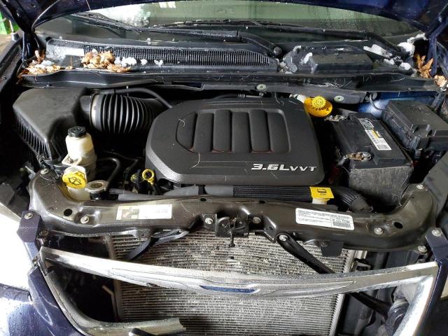 Photo 12 from auction – 2015 CHRYSLER TOWN & COU with VIN 2C4RC1BG9FR513440