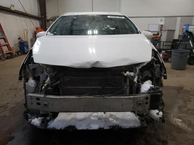 Photo 5 from auction – 2015 TOYOTA PRIUS V with VIN JTDZN3EUXFJ037968