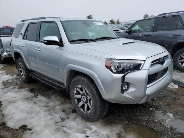 Photo 4 from auction – 2022 TOYOTA 4RUNNER SR with VIN JTERU5JR4N5996494