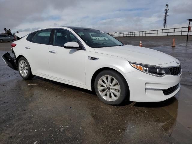 Photo 4 from auction – 2016 KIA OPTIMA EX with VIN 5XXGU4L33GG042509