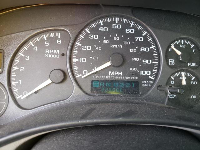 Photo 9 from auction – 2002 CHEVROLET SUBURBAN K with VIN 3GNFK16T82G281479