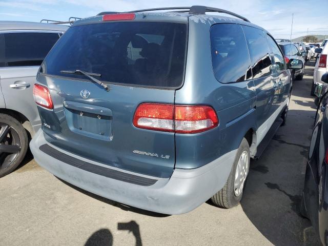 Photo 3 from auction – 2002 TOYOTA SIENNA with VIN 4T3ZF13C92U473220