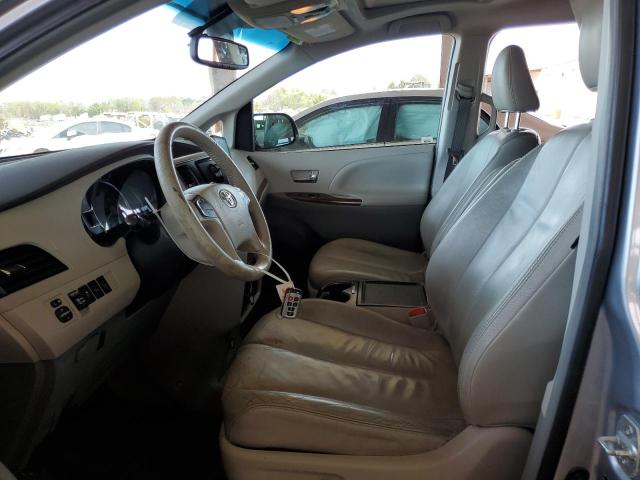 Photo 7 from auction – 2013 TOYOTA SIENNA XLE with VIN 5TDYK3DC4DS375797