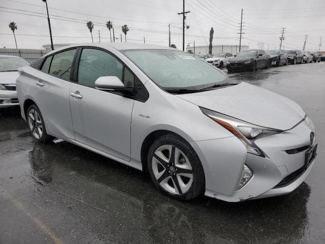 Photo 4 from auction – 2016 TOYOTA PRIUS with VIN JTDKARFU1G3509883