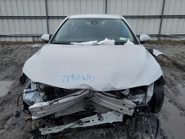 Photo 5 from auction – 2022 TOYOTA CAMRY SE with VIN 4T1G11AK2NU070404