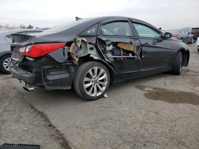 Photo 3 from auction – 2013 HYUNDAI SONATA SE with VIN 5NPEC4AC2DH638630