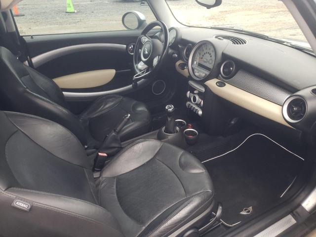 Photo 8 from auction – 2010 MINI COOPER S C with VIN WMWMM3C57ATP75424