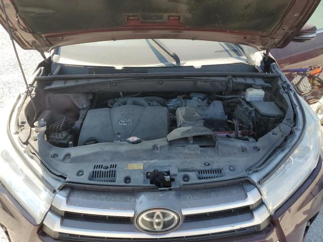 Photo 12 from auction – 2017 TOYOTA HIGHLANDER with VIN 5TDZZRFH5HS229233