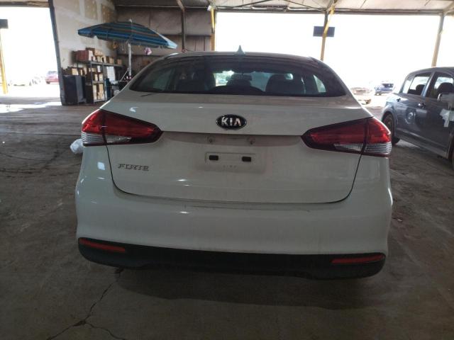Photo 6 from auction – 2018 KIA FORTE LX with VIN 3KPFK4A74JE230818