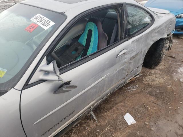 Photo 7 from auction – 2000 PONTIAC GRAND PRIX with VIN 1G2WP12K7YF260449