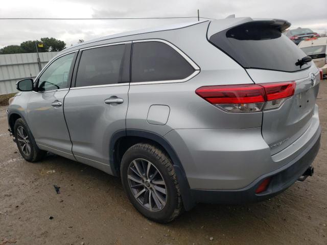 Photo 2 from auction – 2018 TOYOTA HIGHLANDER with VIN 5TDJZRFHXJS837154