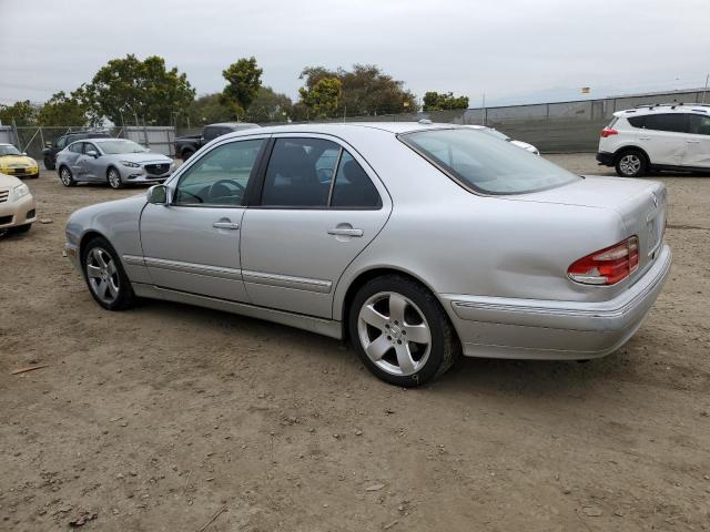 Photo 2 from auction – 2001 MERCEDES-BENZ E320 with VIN WDBJF65J21B210059