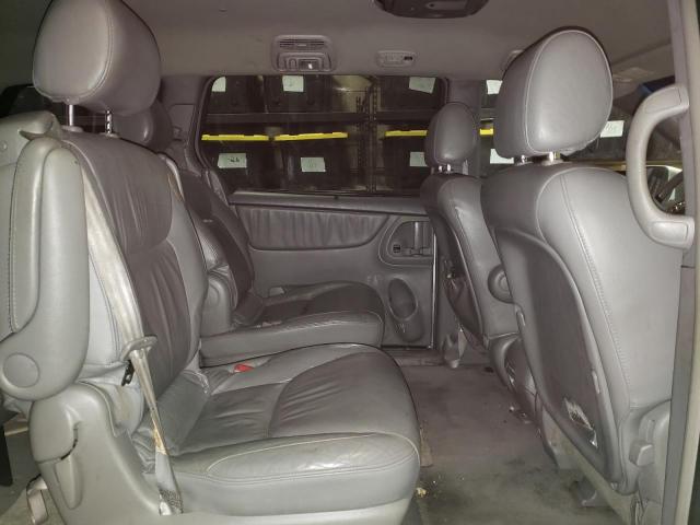 Photo 11 from auction – 2004 TOYOTA SIENNA XLE with VIN 5TDBA22C04S024746