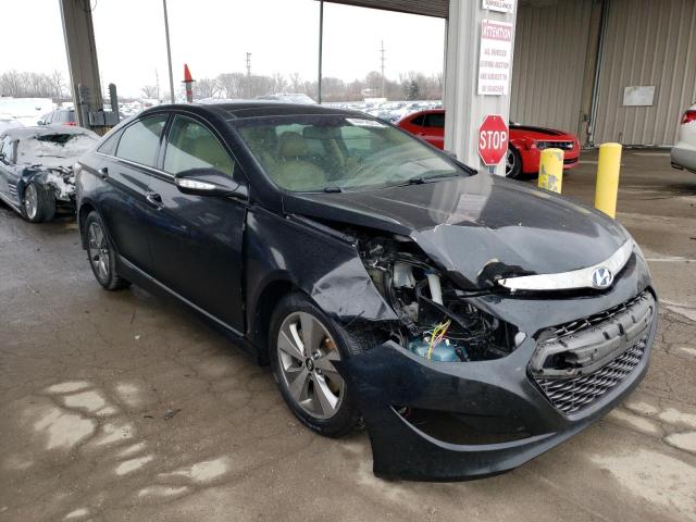 Photo 4 from auction – 2012 HYUNDAI SONATA HYB with VIN KMHEC4A44CA057317
