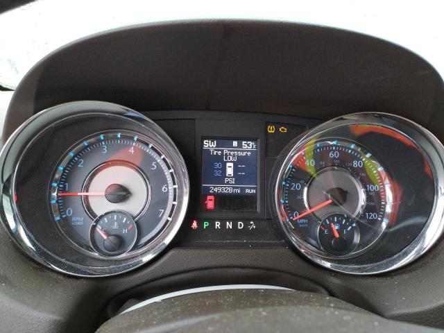 Photo 9 from auction – 2011 CHRYSLER TOWN & COU with VIN 2A4RR6DG5BR630445