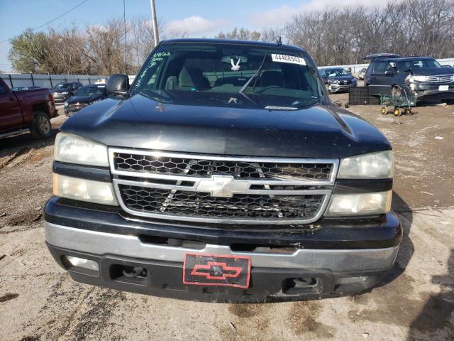 Photo 5 from auction – 2006 CHEVROLET SILVERADO with VIN 1GCEK19BX6Z206957