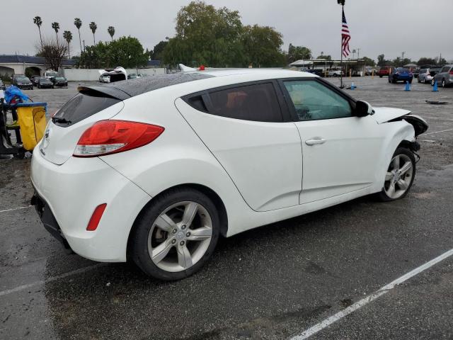 Photo 3 from auction – 2013 HYUNDAI VELOSTER with VIN KMHTC6AD5DU139544