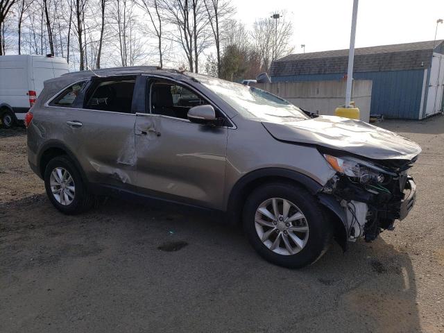 Photo 4 from auction – 2016 KIA SORENTO LX with VIN 5XYPG4A35GG106510