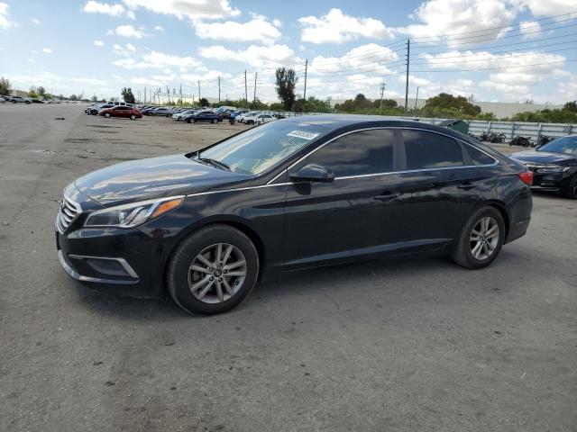 HYUNDAI SONATA SE 2017 with VIN 5NPE24AF2HH513131 - Photo from auction