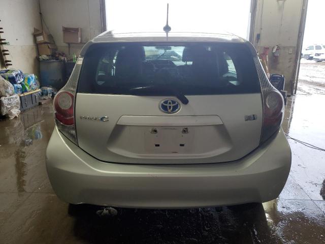 Photo 2 from auction – 2014 TOYOTA PRIUS C with VIN JTDKDTB32E1065164
