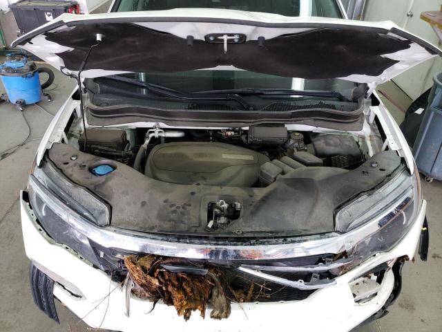 Photo 12 from auction – 2017 HONDA PILOT TOUR with VIN 5FNYF6H96HB082675
