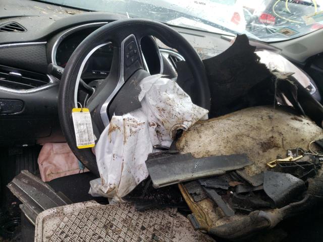 Photo 8 from auction – 2020 CHEVROLET MALIBU LT with VIN 1G1ZD5ST4LF017586