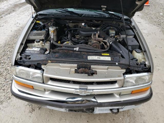 Photo 12 from auction – 2000 CHEVROLET BLAZER with VIN 1GNDT13W3Y2109784