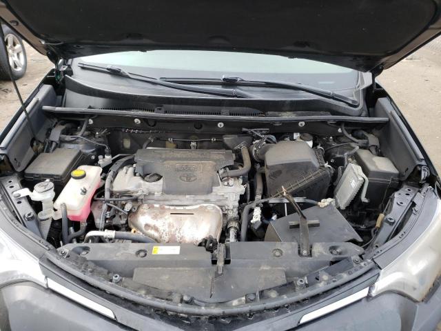 Photo 12 from auction – 2017 TOYOTA RAV4 LE with VIN 2T3BFREV3HW546296