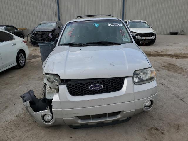 Photo 5 from auction – 2007 FORD ESCAPE LIM with VIN 1FMCU94167KB99039