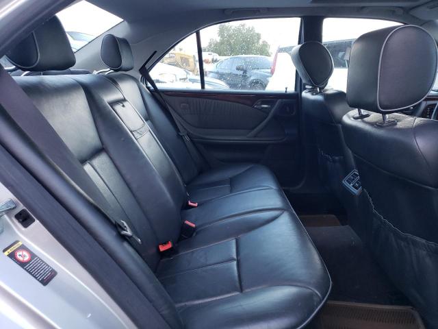 Photo 10 from auction – 2000 MERCEDES-BENZ E 320 with VIN WDBJF65J1YB161057