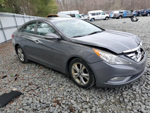 Photo 4 from auction – 2013 HYUNDAI SONATA SE with VIN 5NPEC4ACXDH692452